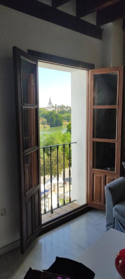 Trianabridgeviews Atico Con Vistas Al Puente De Triana Calle Castilla 38 Seville Exterior photo