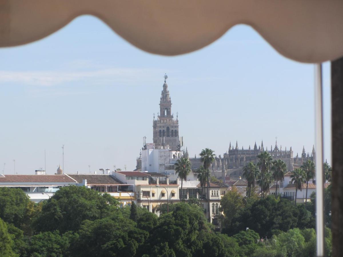 Trianabridgeviews Atico Con Vistas Al Puente De Triana Calle Castilla 38 Seville Exterior photo