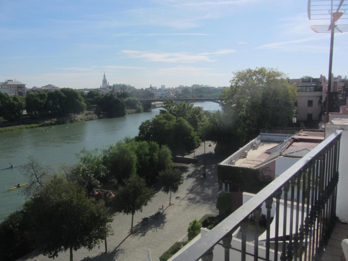Trianabridgeviews Atico Con Vistas Al Puente De Triana Calle Castilla 38 Seville Exterior photo